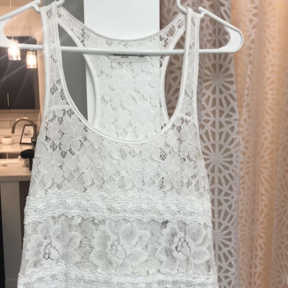 Abercrombie & Fitch Lace racerback Top